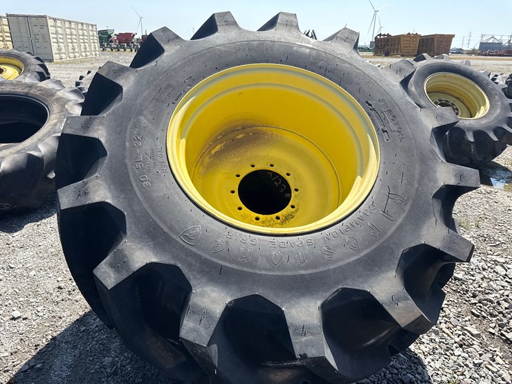 john-deere-10-image-5