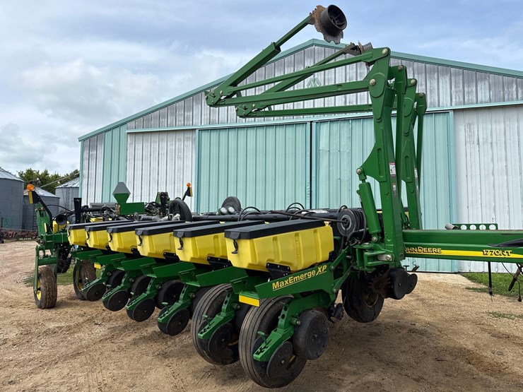 john-deere-1770nt-image-1