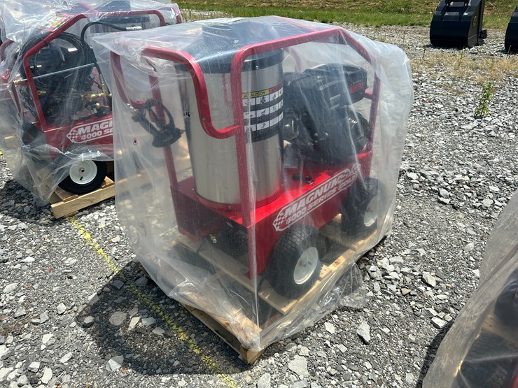 #3-•-unused-magnum-4000-series-hot-water-pressure-washer-252766-inv#:-24640-image-3