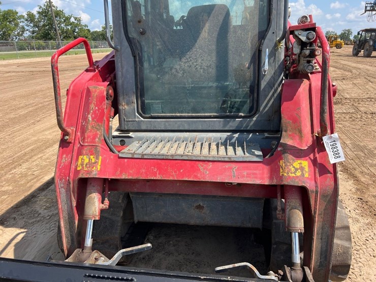 2019-takeuchi-tl8-image-19