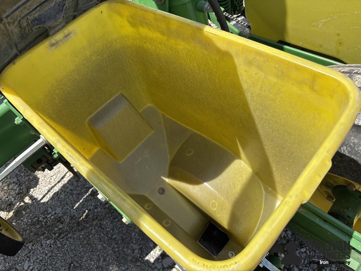 2008-john-deere-1770nt-image-19