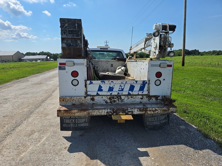 2008-ford-f350-image-23
