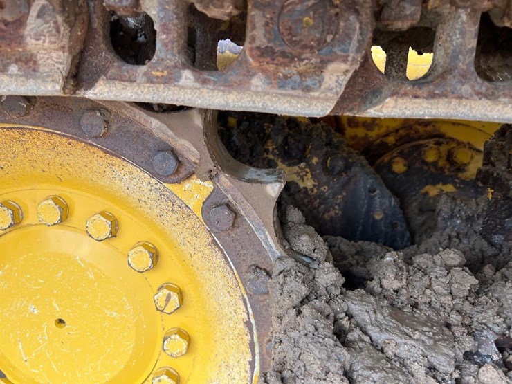 2016-deere-700k-lgp-image-14