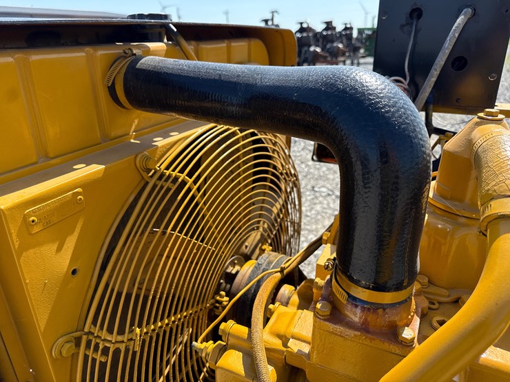 #38-•-inop-caterpillar-4-cyl-power-unit-2b10852-inv#:-30177-image-17