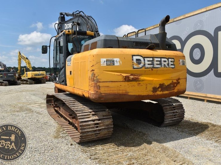 2018-deere-210g-lc-image-15