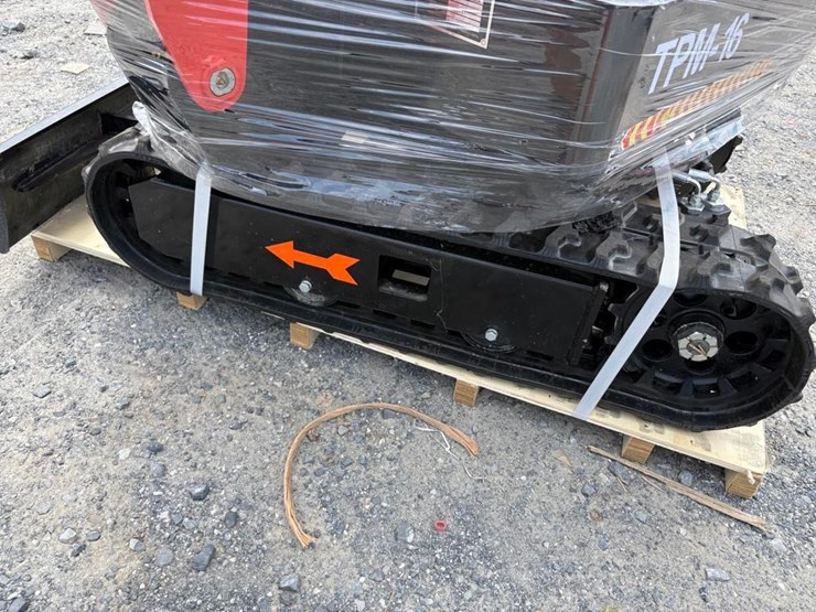 tpm-16-mini-excavator-image-6