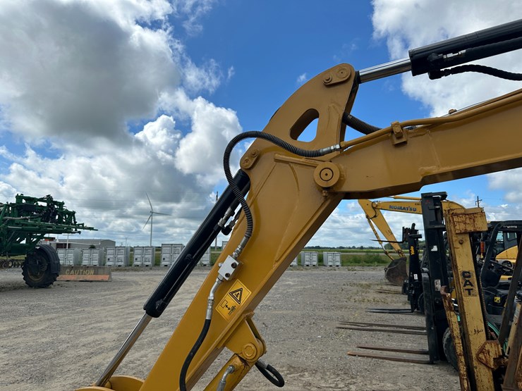 2015-caterpillar-306e-image-25