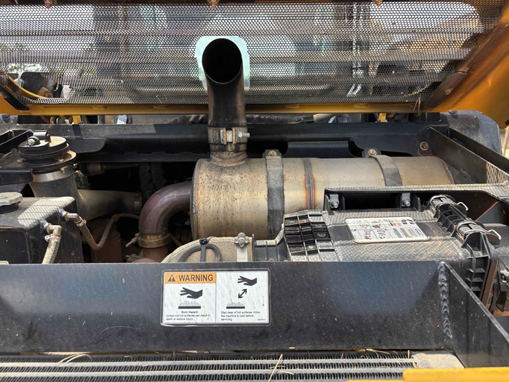 2018-asv-rt75-skidsteer-image-12