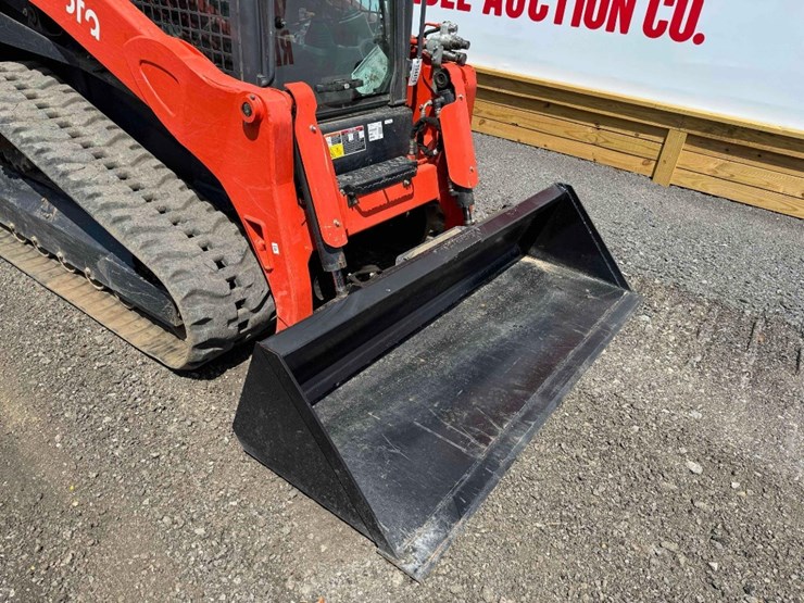 2021-kubota-svl97-2-image-24