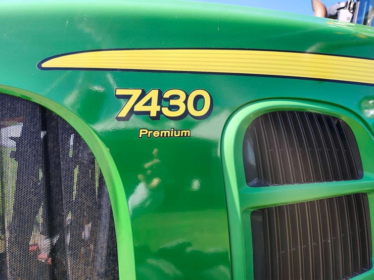 2011-john-deere-7430-premium-image-6