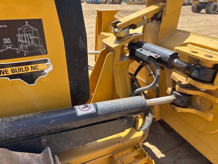2019-caterpillar-d3k2-xl-image-22