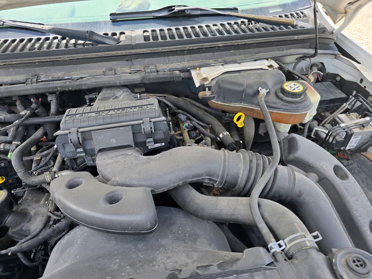 2005-ford-f350-image-42