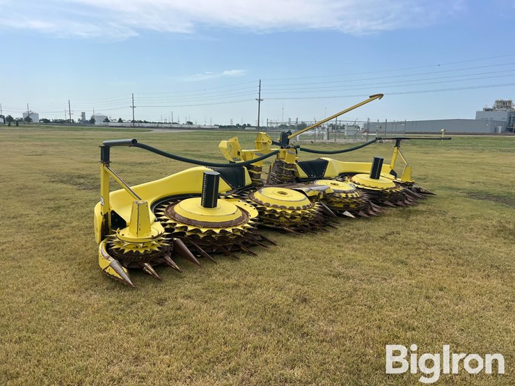 2016-john-deere-770-image-3