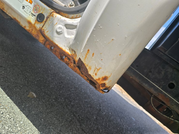 2011-ford-f550-image-68