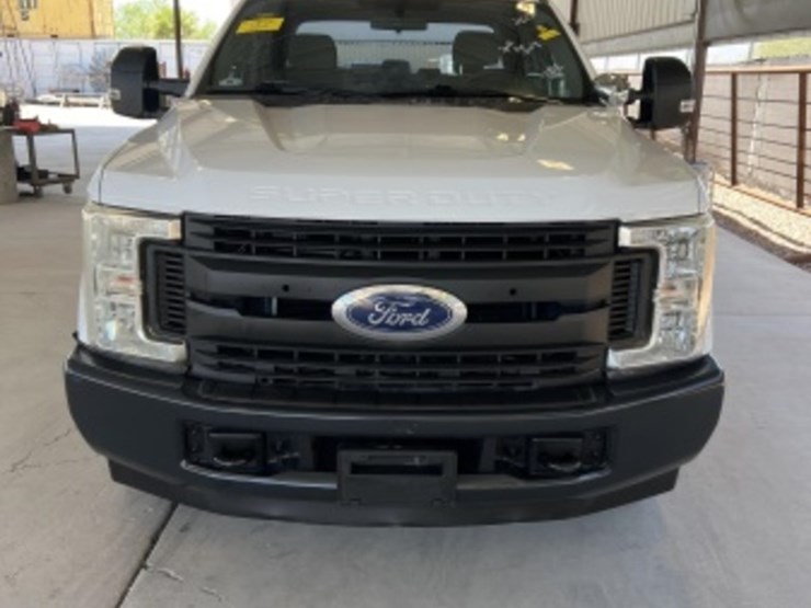 2017-ford-f250-image-3