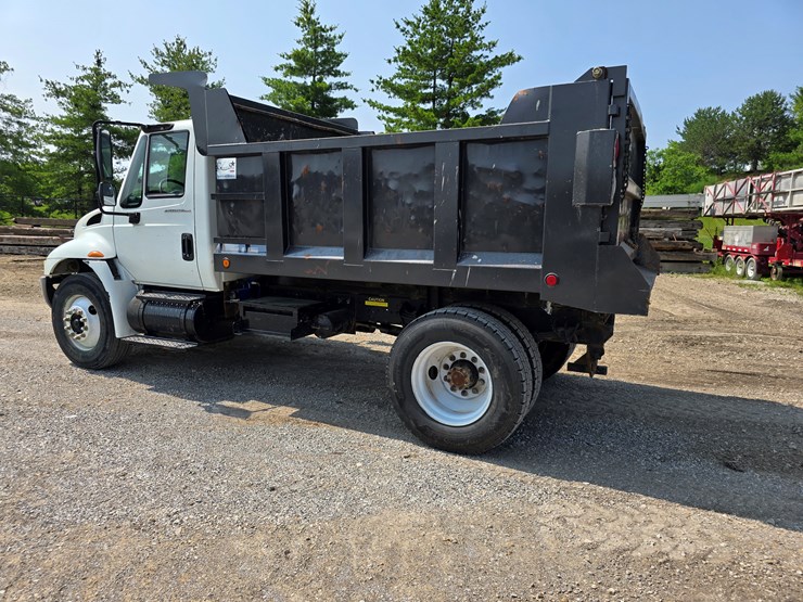 2007-international-durastar-4300-image-15