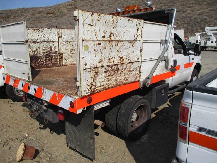 2004-ford-f450-sd-image-3