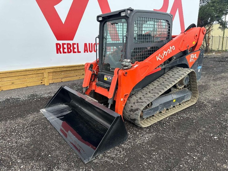 2021-kubota-svl97-2-image-2