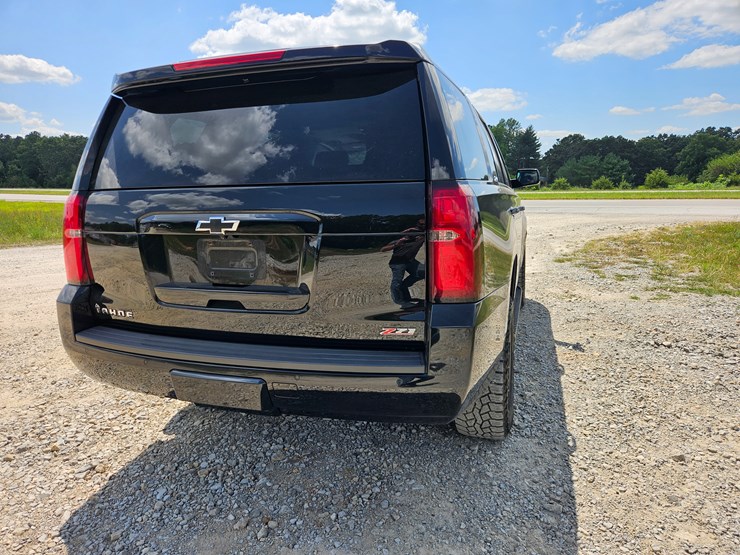 2018-chevrolet-tahoe-image-13