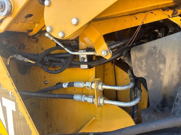 caterpillar-259d-image-15