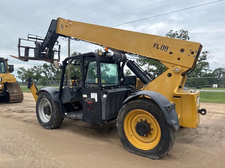 2014-caterpillar-tl943c-image-8