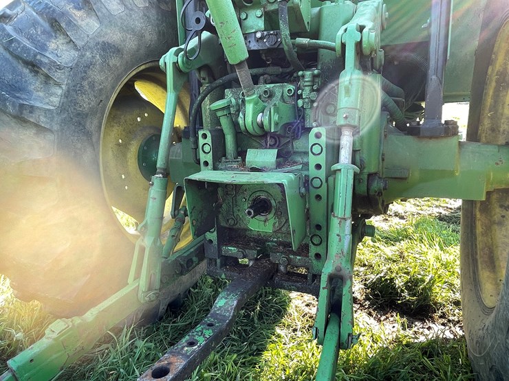 john-deere-6405-image-9
