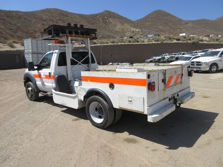2012-ford-f450-sd-image-2