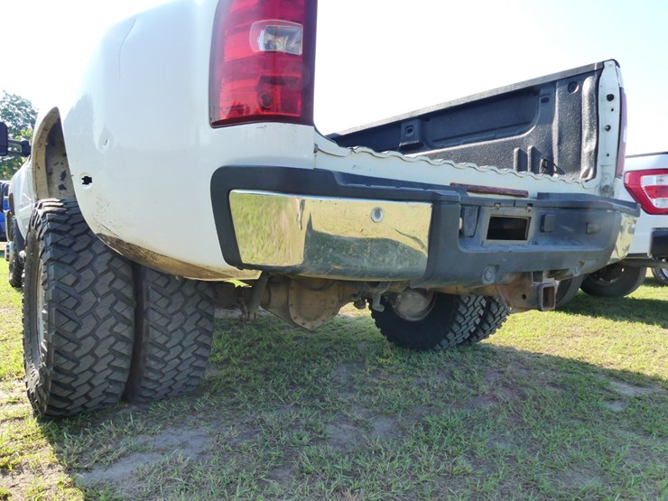 2007-chevrolet-3500-image-6