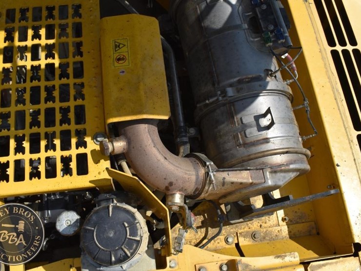 2014-komatsu-pc360-lc-10-image-66