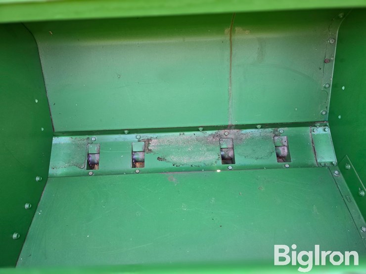 john-deere-750-image-16