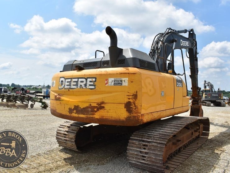 2018-deere-210g-lc-image-20