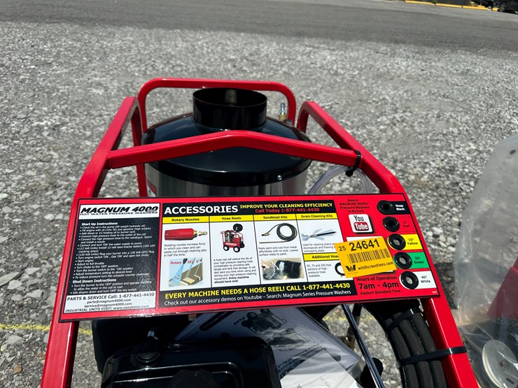 #4-•-unused-magnum-4000-series-hot-water-pressure-washer-252773-inv#:-24641-image-23