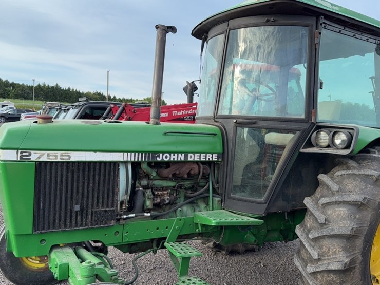 john-deere-2755-image-13