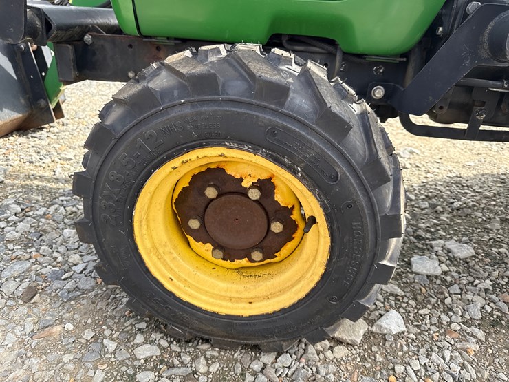 john-deere-4200-image-12
