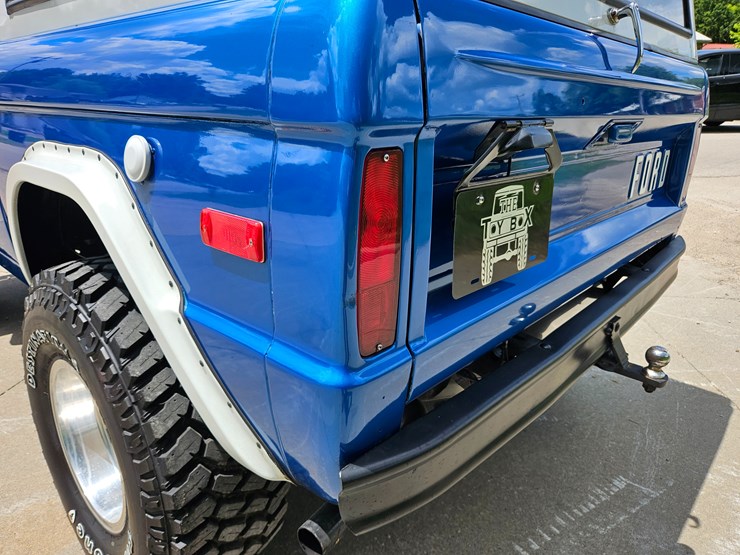 1974-ford-bronco-image-95