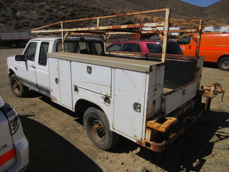 1993-ford-f250-xlt-image-2