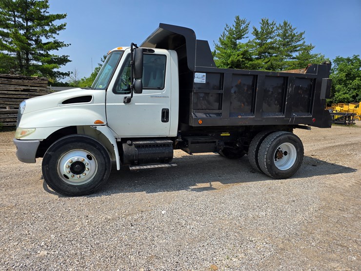 2007-international-durastar-4300-image-7