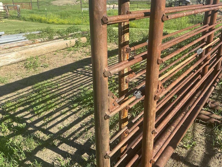 **sold-onsite-only---no-online-bids-will-be-accepted**-livestock-equipment-image-17