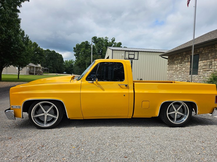 1984-chevrolet-c10-image-8