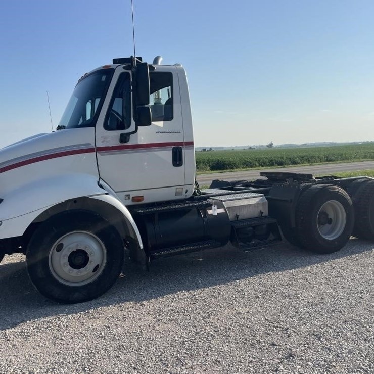 2007 INTERNATIONAL 8600