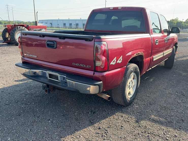 2005-chevrolet-1500-image-8