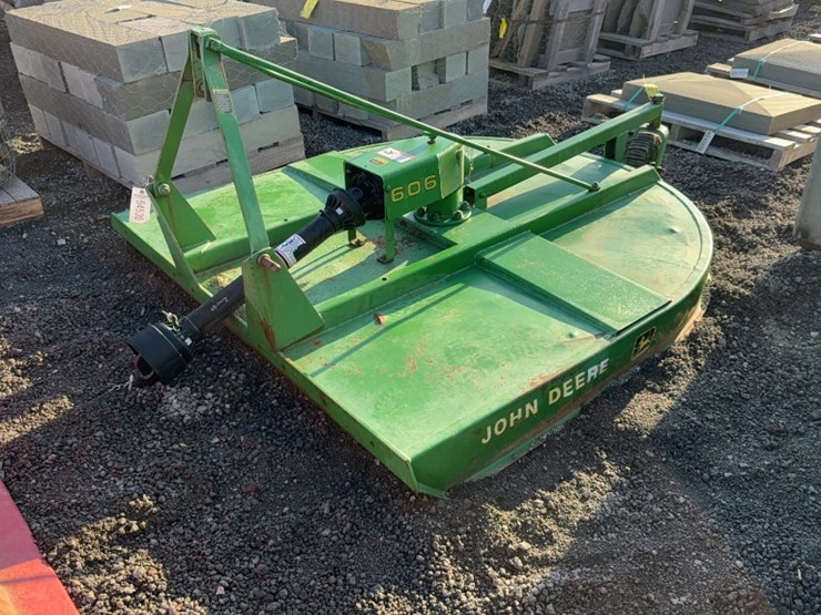 john-deere-6-image-2