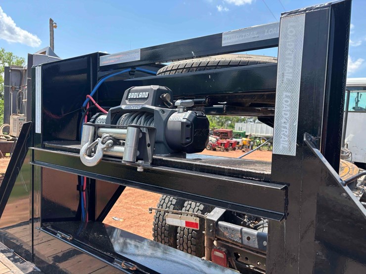 2023-load-trail-trailer-image-7
