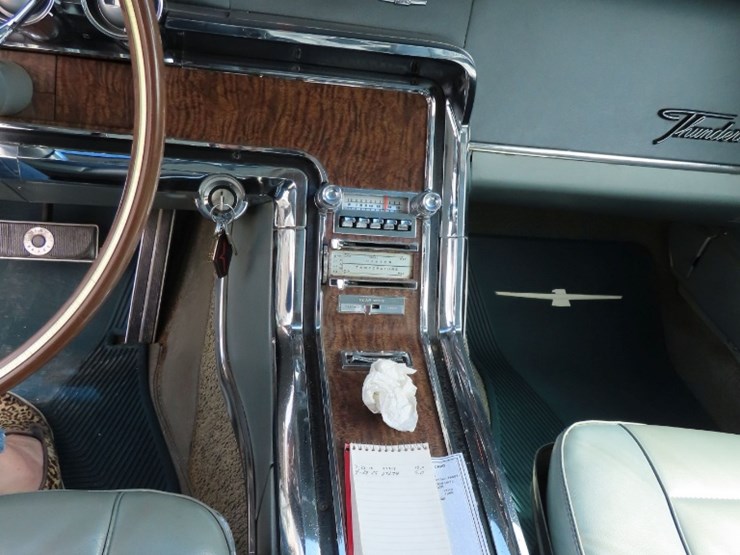 1966-ford-thunderbird-coupe-image-16