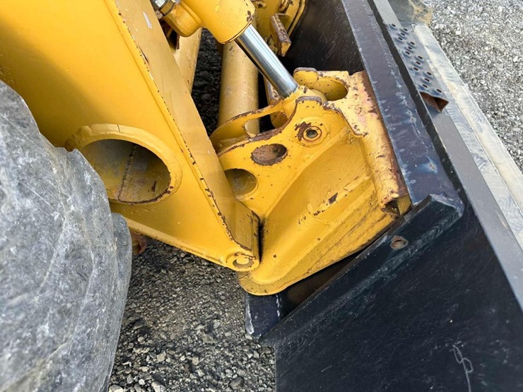 deere-250-image-26