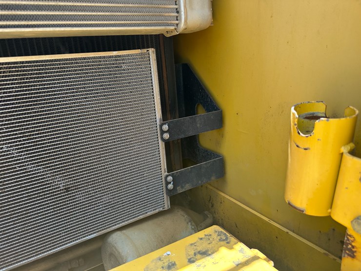 komatsu-pc200-image-62