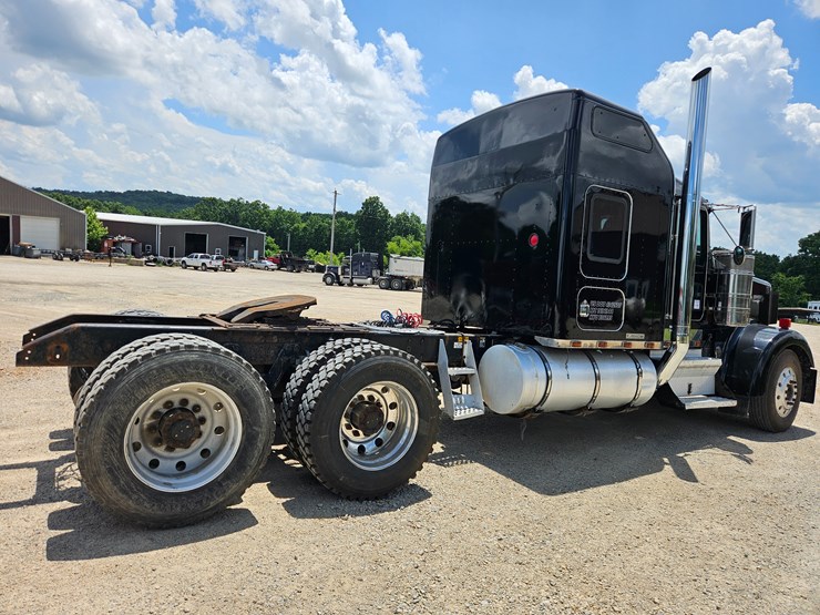 2000-kenworth-w900-image-21