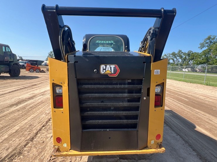 2019-caterpillar-262d3-image-3