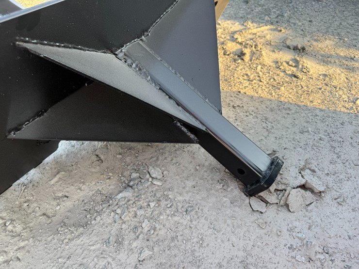 #2077-•-kc-skid-steer-2"-hitch-receiver-inv#:-25299-image-5