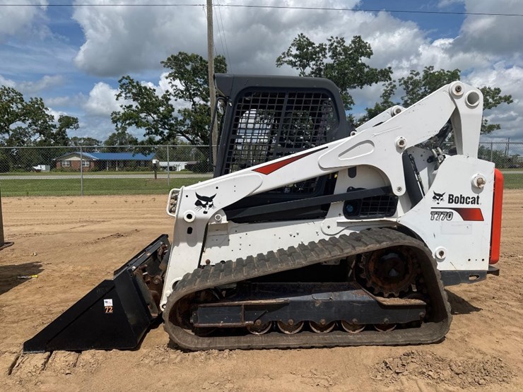 2019-bobcat-t770-image-1